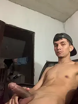 Stripchat Live Porn of gabrielzinnnn085