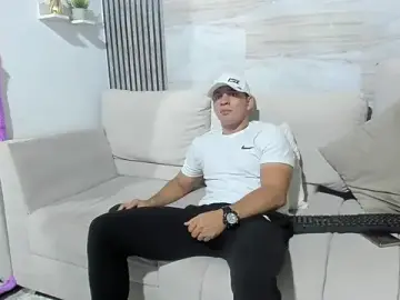 Stripchat Live Sex of dylan_viper