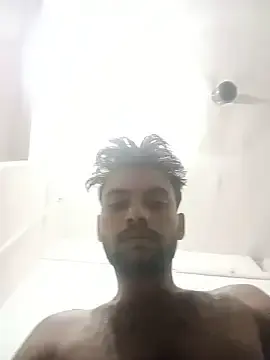 Stripchat Live Sex Cam of Kaala_Boy