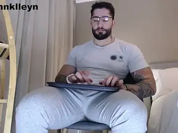 Stripchat Adult Webcams of jonhklleyn