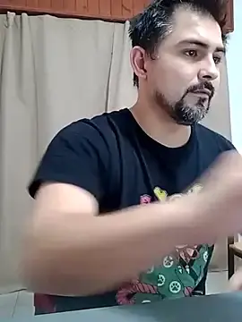 Stripchat Live Sex of Bradd_32