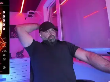 Stripchat Live Sex Cam of HAIR-MAN