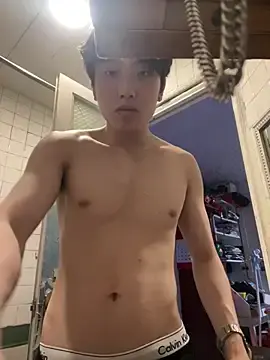 Stripchat Sex Cam of Sunny9643