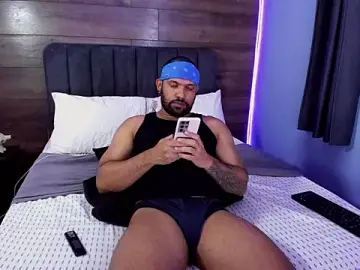 Stripchat Watch Live Sex Cams of anthonylatynxd