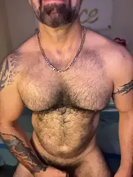 Stripchat Live Sex Cam of wolfbucker