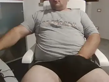 Stripchat Adult Webcam of iron_boy80