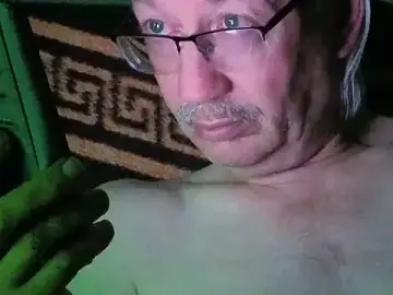 Stripchat Live Sex Cam of cumloverboyxx69