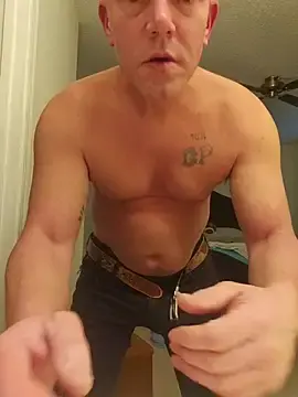 Stripchat Free Porn Cam of Bigtater1999