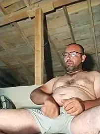 Stripchat Best Webcam of masculine_bear_daddy