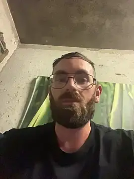 Stripchat Free Porn Cam of sexyeyeblue