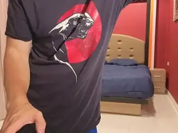 Stripchat Free Porn Cam of AlansonofDaddy