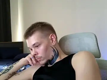 Stripchat Sex Cam of DENIS_HERE