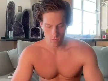 Stripchat Live Sex Cam of alex_islivee