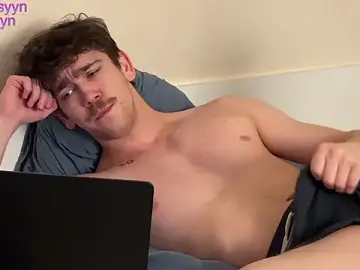 Stripchat Free Porn Cam of luca_syn