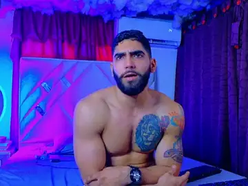 Stripchat Watch Live Sex Cams of Rich_boy01