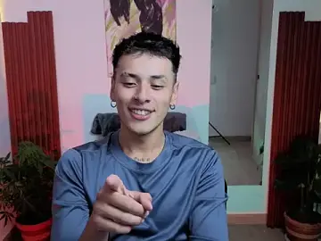 Stripchat Live Sex Cam of axcel-smith