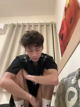 Stripchat Live Sex Cam of sexyboy-3525