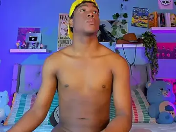 Stripchat Live Sex Cam of patrick__evans