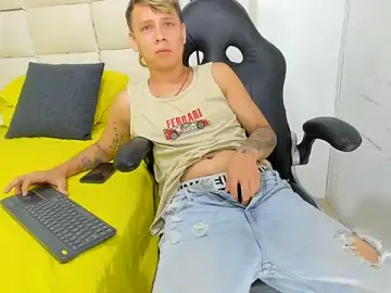 Stripchat Best live sex cam show of tobby_millers_