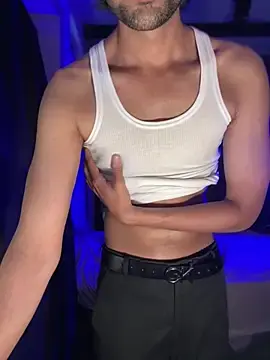 Stripchat Live Sex Cam of fitboy_xxx