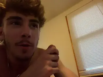 Stripchat Live Porn of smaiib0y
