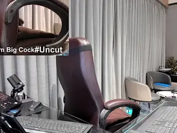 Stripchat Best live sex cam show of OnlineBossUK