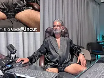 Stripchat Live Porn of OnlineBossUK
