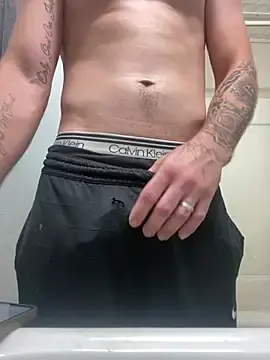 Stripchat Free Porn Cam of Tmoney369