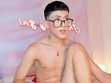 Stripchat Watch Live Sex Cams of Iam_Caami_