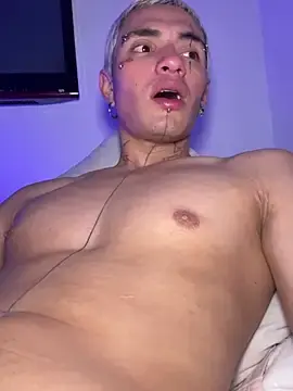 Stripchat Watch Live Sex Cams of santikhalifa