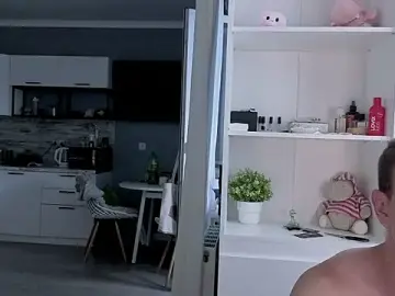 Stripchat Free Porn Cam of Max_Kunn