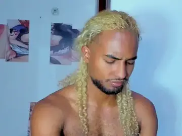 Stripchat Best Webcam of salvatore_amator