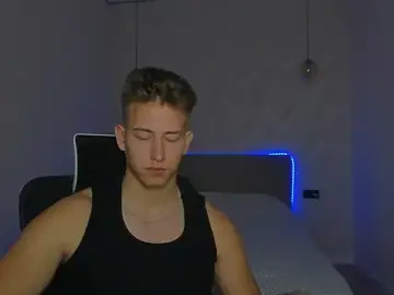 Stripchat Free Porn Cam of find0m_master