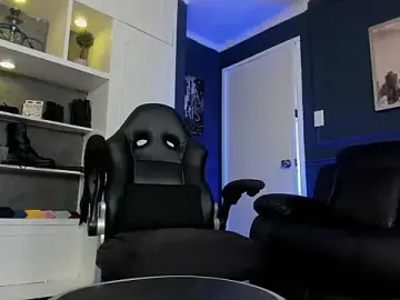 Stripchat Free Live Porn of MrFrank_tattoo