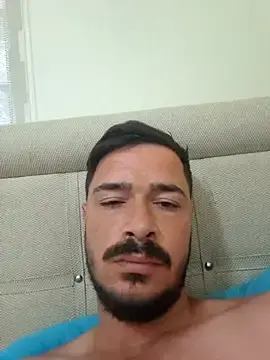Stripchat Live Sex Cam of Kysttn71