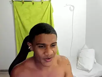 Stripchat Nude Webcam of corzoethan