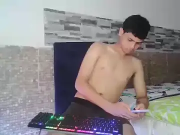 Stripchat Free Porn Cam of mr_nicovp