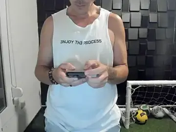 Stripchat Live Porn of joaquin420_hot