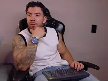 Stripchat Private Sex Chat of owen_seth1