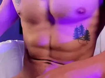 Stripchat Sex Cam of AkazaBoy_