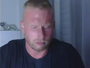 Stripchat Live Porn of FitMarci
