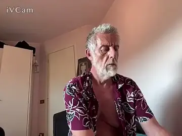 Stripchat Best Webcam of PierPesaroX