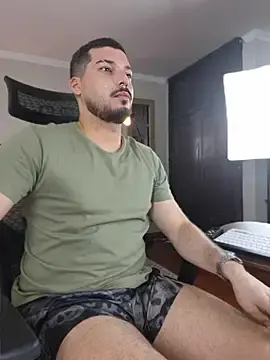 Stripchat Free Live Porn of HenryBenso