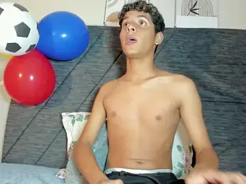 Stripchat Sex Cam of nico_vega