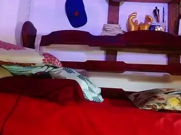 Stripchat Watch Live Sex Cams of laye19