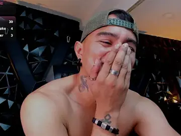Stripchat Adult Webcam of LiamDeeps