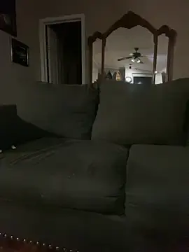 Stripchat Live Sex Cam of Realybigdill