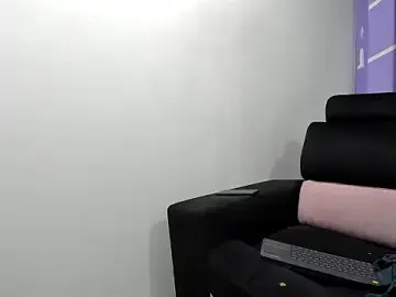 Stripchat Watch Live Sex Cams of DANIEL_Hot777