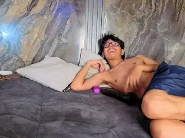Stripchat Watch Live Sex Cams of Daviid_laidd