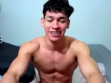 Stripchat Best Webcam of Luke_Muscle